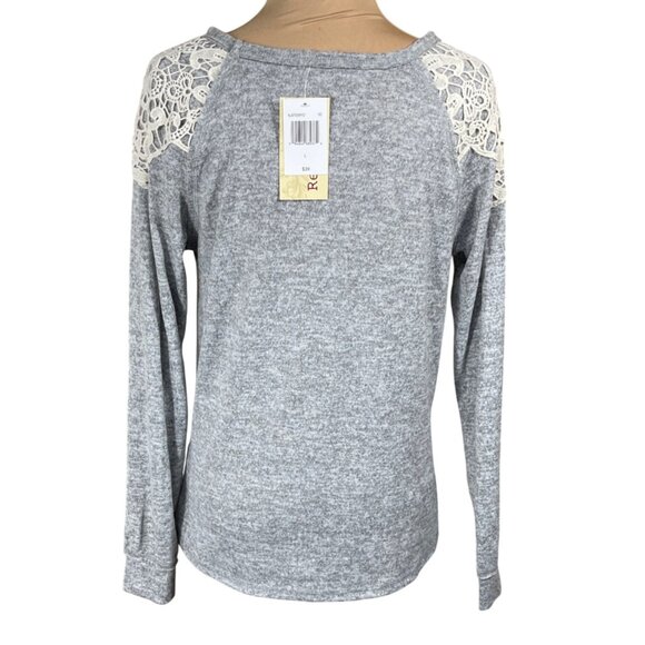 New Rewind Top Grey Cream Lace Shoulder Front Twist Size L Large - Picture 3 of 9